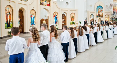 Uwaga! Prezent na pierwszą komunię może skończyć się... dotkliwą karą!