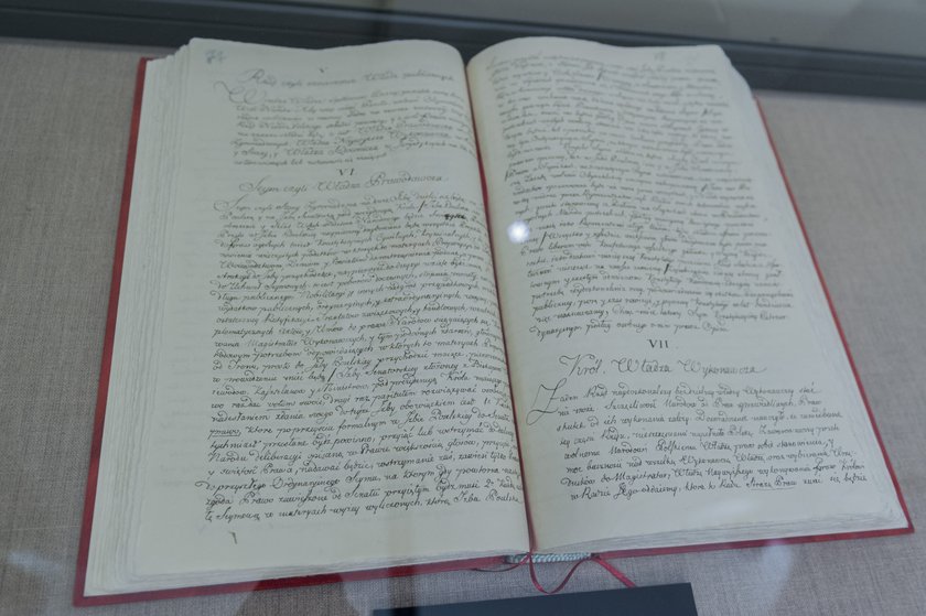 In the PRL, the celebration was banned on May 3. It was threatened with repression for celebrating it