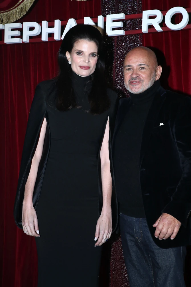 Atina Onazis i Pjer Martinez