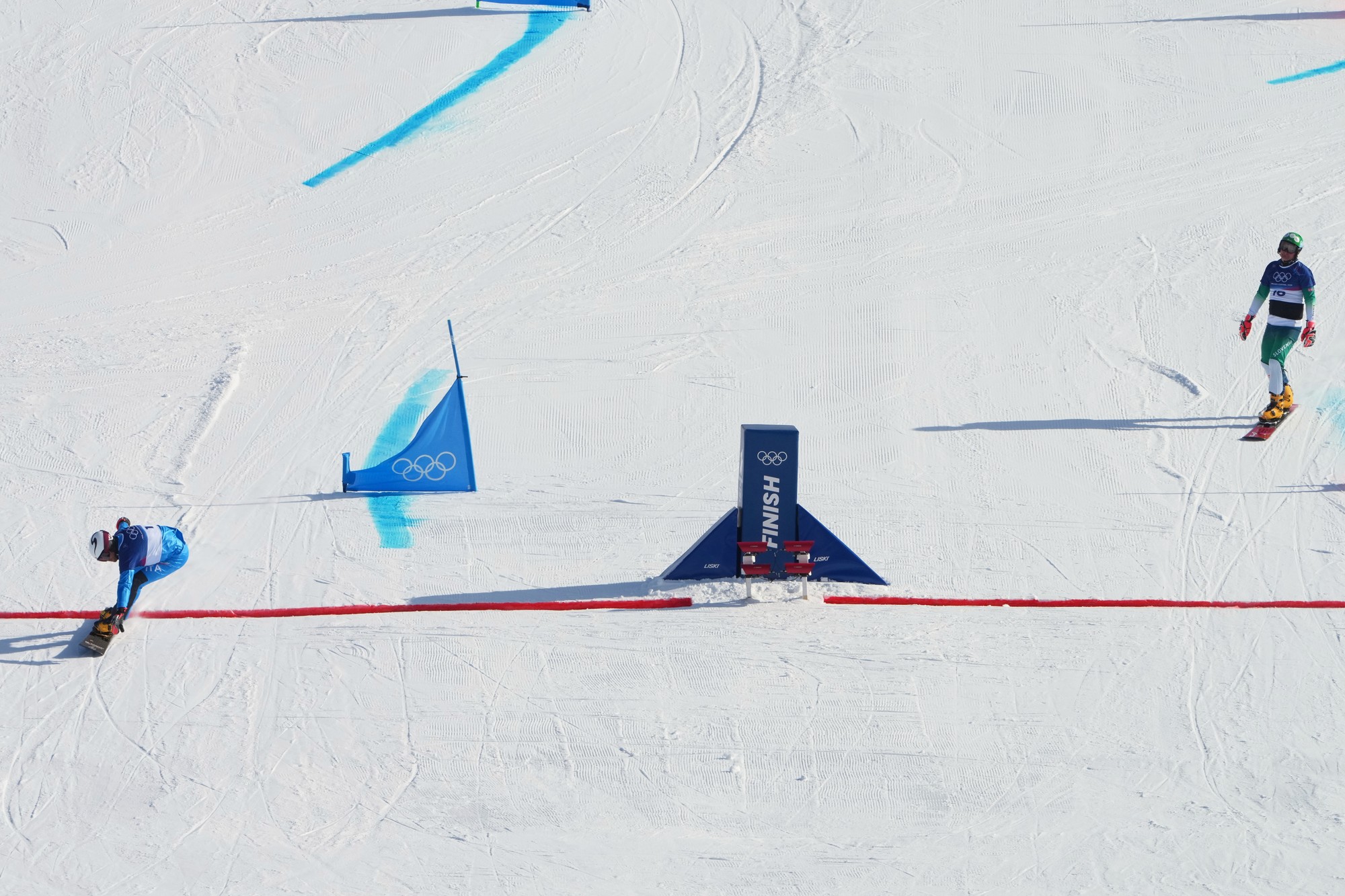 Taliansky snoubordista Roland Fischnaller. 