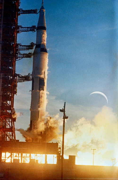 Misja Apollo 8