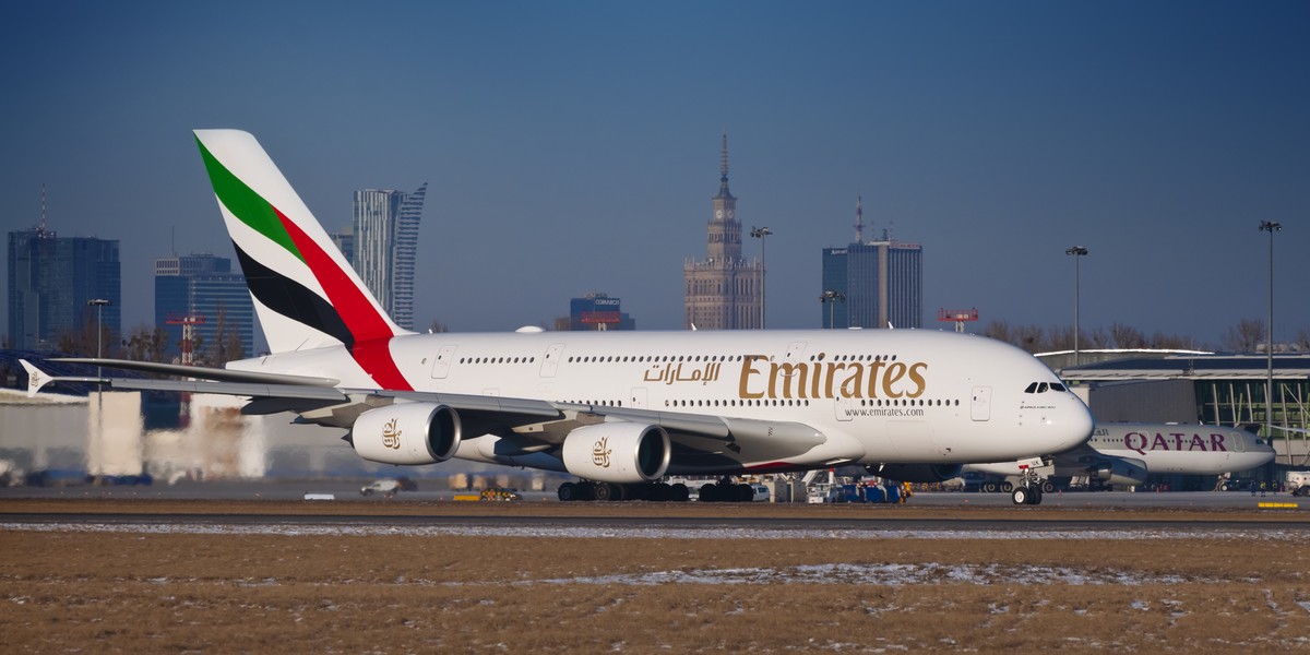 Codzienne loty A380 na trasie Warszawa-Dubaj wymagałyby wprowadzenia znaczących zmian na Lotnisku Chopina albo ograniczyłoby przepustowość innych stanowisk postojowych - uważa szef PPL