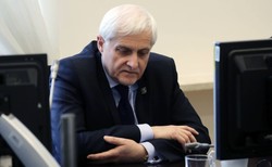 Zawistowski: Prezydent decyzjami dotyczącymi sędziów-emerytów mógł złamać prawo