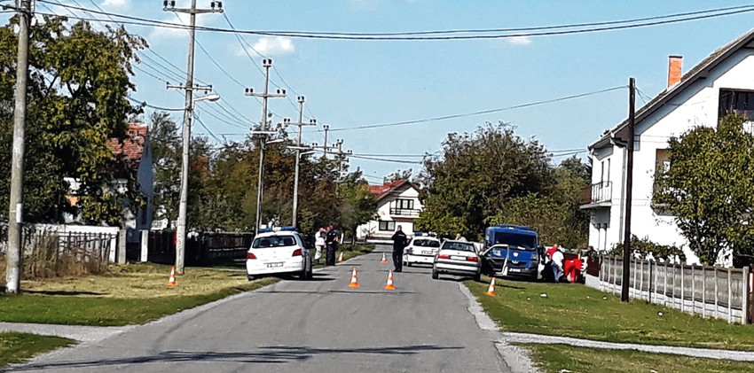 Policija u Bogatiću nakon ubistva uhapsila je Marka P. (26) koji je pokazivao znake nervnog rastrojstva 