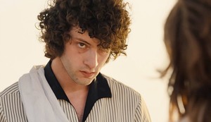 Dominik Sesa u filmu "Tony"