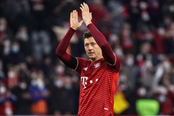Lewandowski trafił dwa razy i umocnił się na prowadzeniu w klasyfikacji strzelców