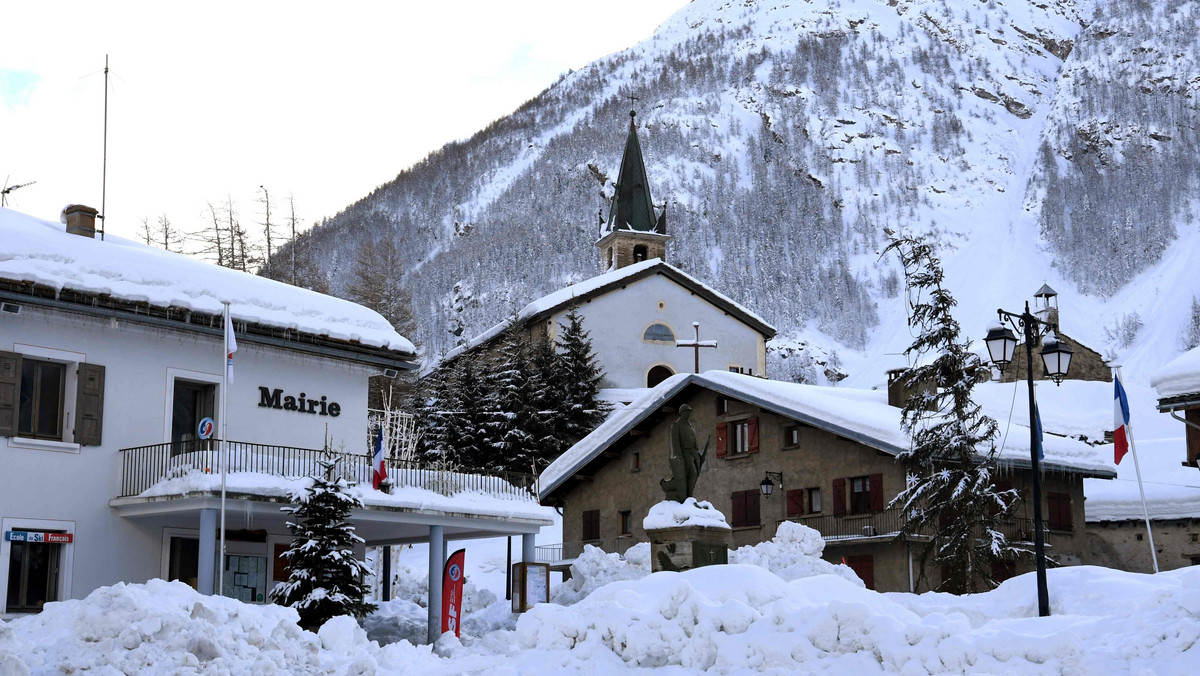 FRANCE-WEATHER-SNOW