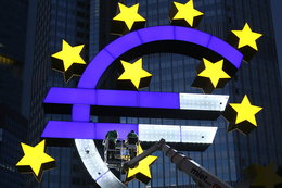 Inflacja przyśpiesza i coraz bardziej rozlewa się po państwach strefy euro