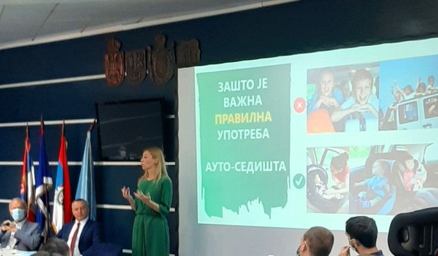 Podela besplatnih auto-sedišta Novosađanima