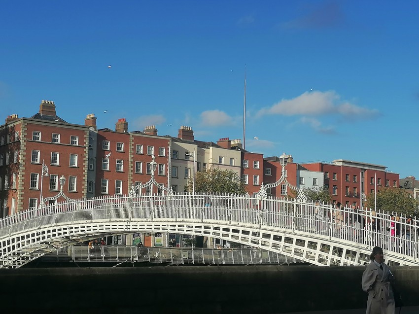 Dablin - most preko reke Lifi