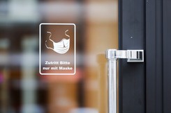 Europa przedłuża ograniczenia epidemiczne. Niektóre nawet do wiosny