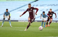 Niespodzianka! Leicester rozbiły Man City. Jamie Vardy z hat-trickiem
