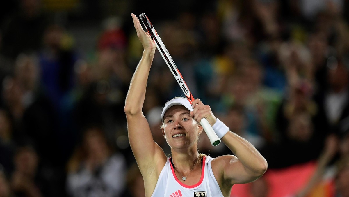 Rozstawiona w turnieju olimpijskim z dwójką Angelique Kerber już może cieszyć się z medalu. Triumfatorka Australian Open w półfinale pokonała 6:3, 7:5 Amerykankę Madison Keys i o złoto zagra z Monicą Puig z Portoryko. - Ten finał bardzo wiele dla mnie znaczy - przyznała tenisistka reprezentująca Niemcy.