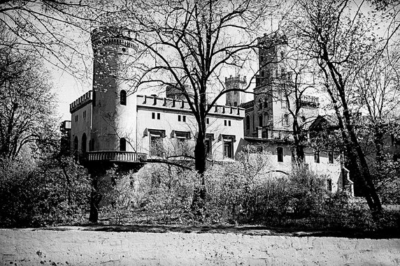 Zniknięcie pięknego zamku w Świerklańcu na Górnym Śląsku