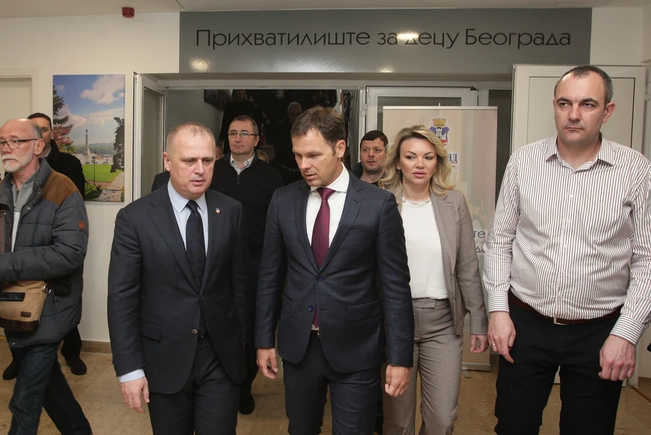 Zajedno kao nekad: Vesić i Mali