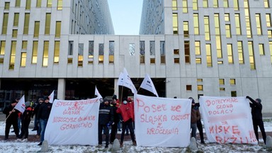 Związkowcy z Sierpnia' 80 zakończyli okupację siedziby Polskiej Grupy Górniczej