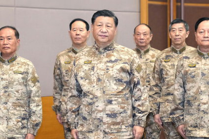 Chiny szykują się na wojnę. Ich przywódca "wysyła wiadomość" do USA i Tajwanu