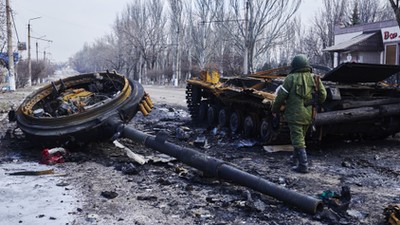 Pro-Russian Rebels Regain Control Of Uglegorsk, Ukraine