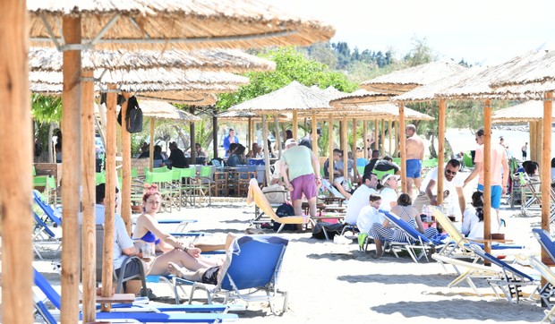 Vodič za turiste: Da li sme da se pije voda sa česme u Grčkoj? 