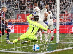 Skorupski nie zatrzymał AC Milan. Cztery razy wyjmował piłkę z siatki