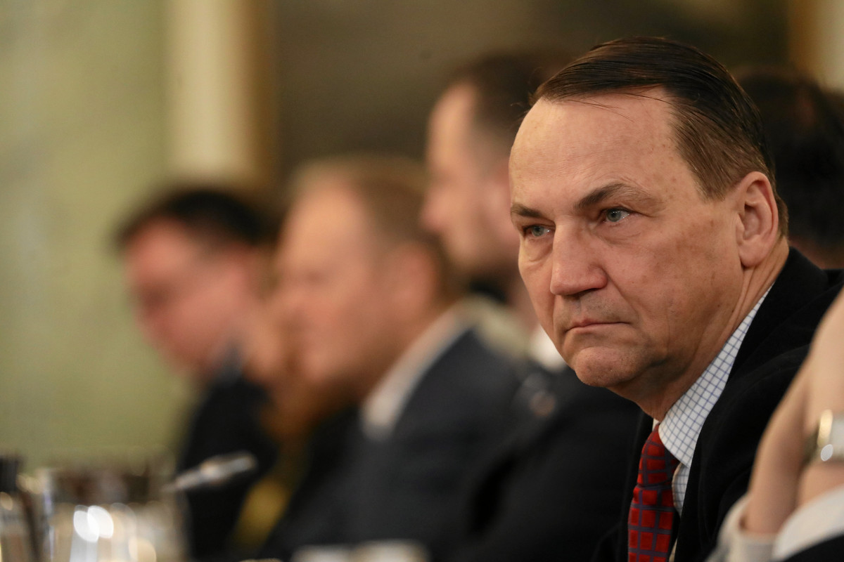 Sikorski will deliver a presentation today.  Opening balance and six myths about foreign policy