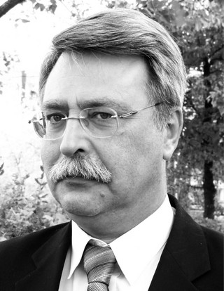dr hab. Janusz Żołyński