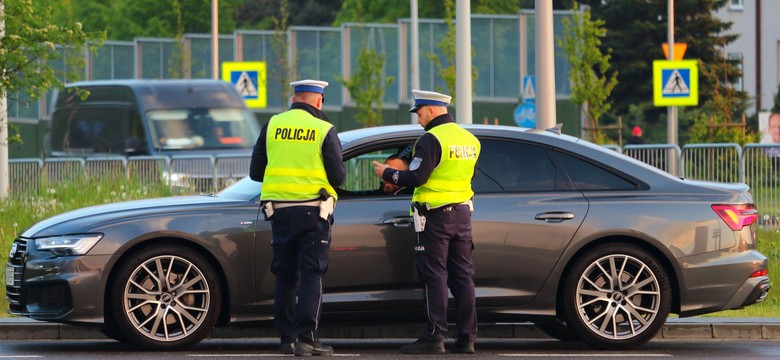 Od 9 kwietnia mandat 2500 zł. Kary już sypią się jak konfetti