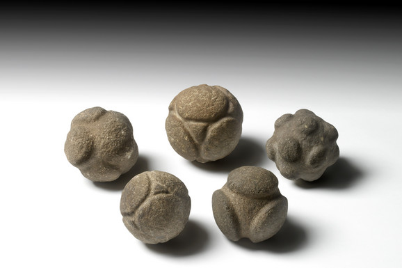 MISTERIJA STARA 5.000 GODINA: Kamene kugle pronađene u Škotskoj, Irskoj i Norveškoj zbunjuju ARHEOLOGE