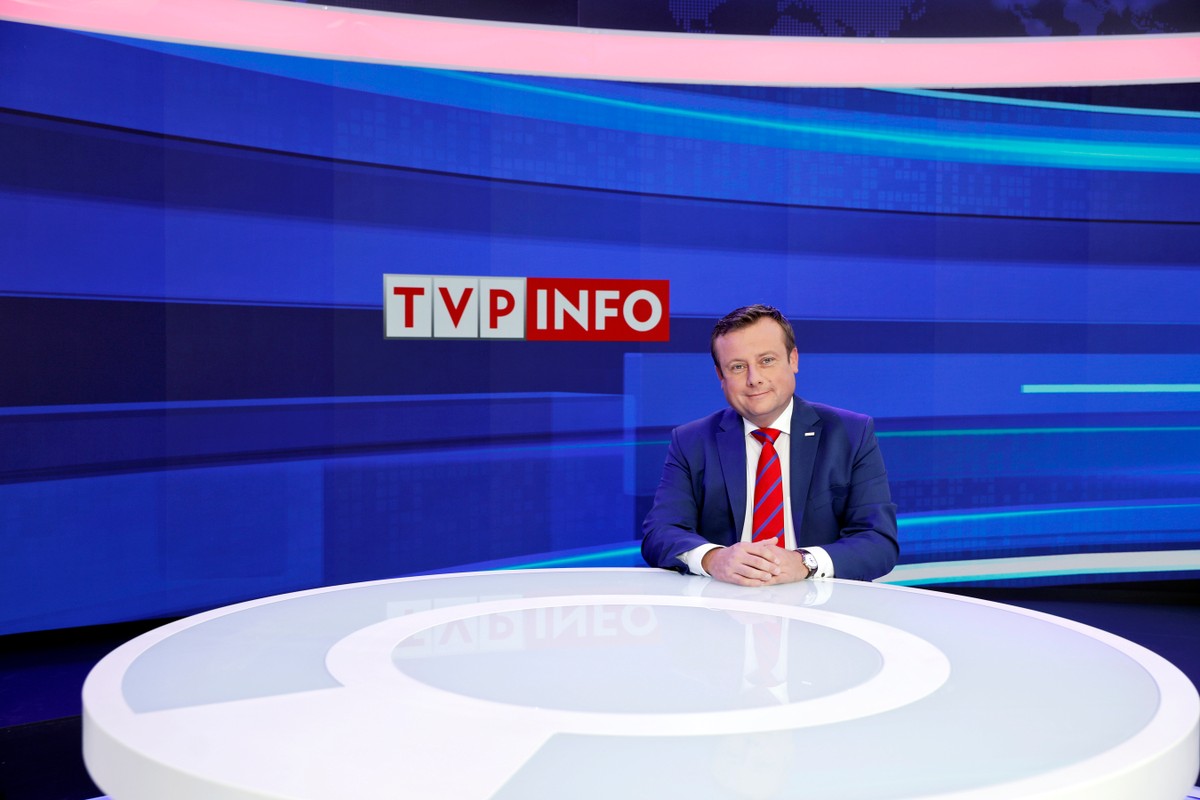 Adrian Klarenbach zadrwił z Szymona Hołowni w programie "Minęła 20"