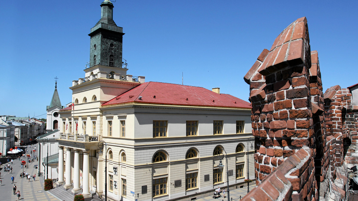 Umowa dotycząca wynajęcia przez miasto Lublin od prywatnego dewelopera części powierzchni w nieistniejącym jeszcze biurowcu została rozwiązana. Urząd Zamówień Publicznych uznał, że umowa naruszała prawo.