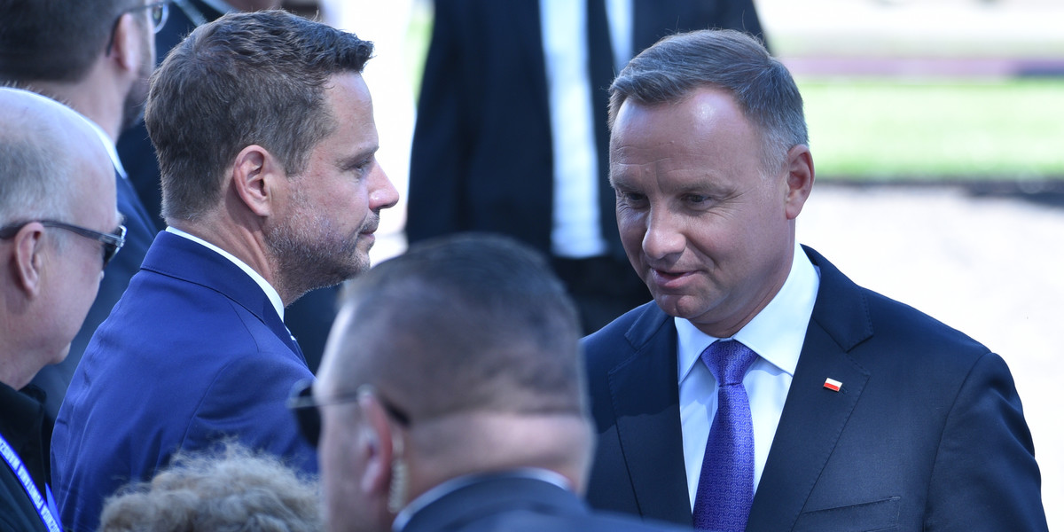 Prezydent Warszawy Rafał Trzaskowski cieszy się największym zaufaniem Polaków. 