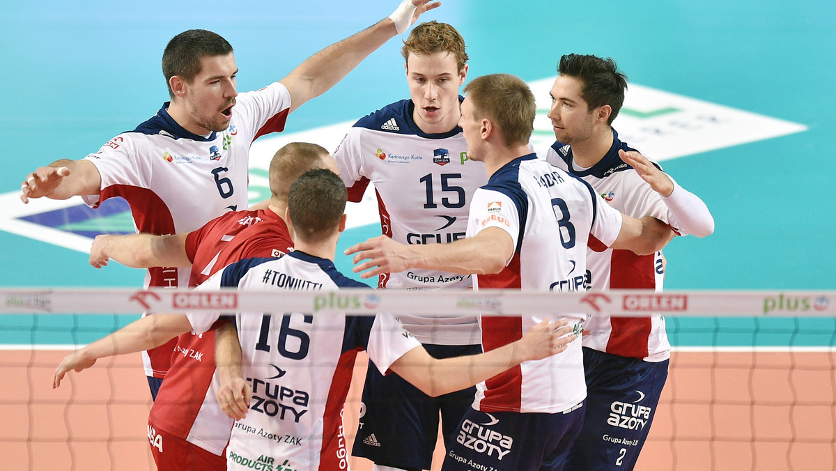 - W drużynie jest "team spirit", widać, że chłopaki bardzo dobrze rozumieją się między sobą, siatkówka ich bawi i cieszy - powiedział portalowi PlusLiga.pl Sebastian Świderski, podsumowując rundę zasadniczą w wykonaniu swojej drużyny. ZAKSA Kędzierzyn-Koźle zagra w finale PlusLigi i będzie faworytem do zdobycia złotego medalu.