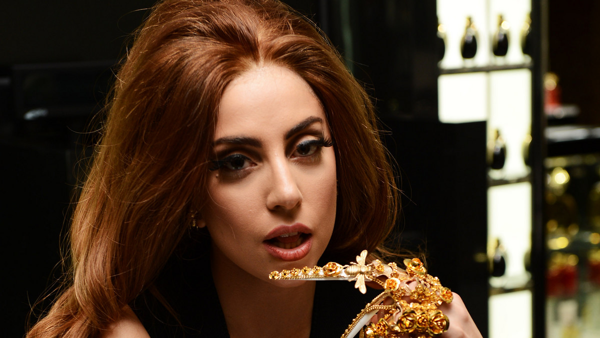 Lady Gaga ma obsesję na punkcie Édith Piaf. Amerykańska gwiazda chce nabyć część praw do twórczości francuskiej legendy, ale także jej prywatne przedmioty, ubrania czy... paznokcie.