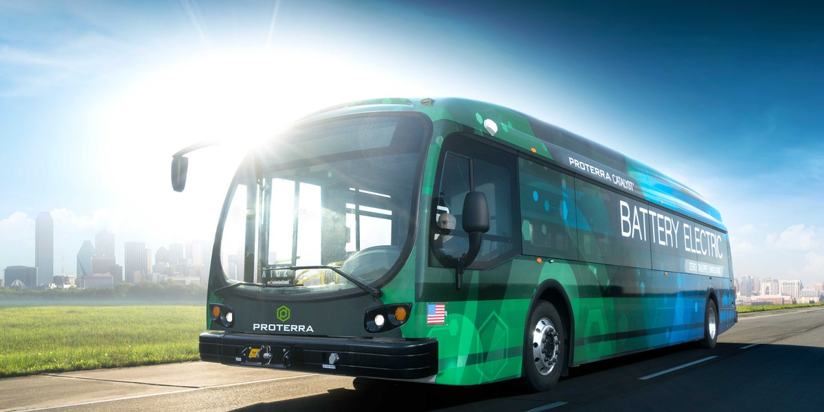 Proterra Catalyst E2 Max - to ten autobus pokonał rekordowy dystans 1772,2 kilometra