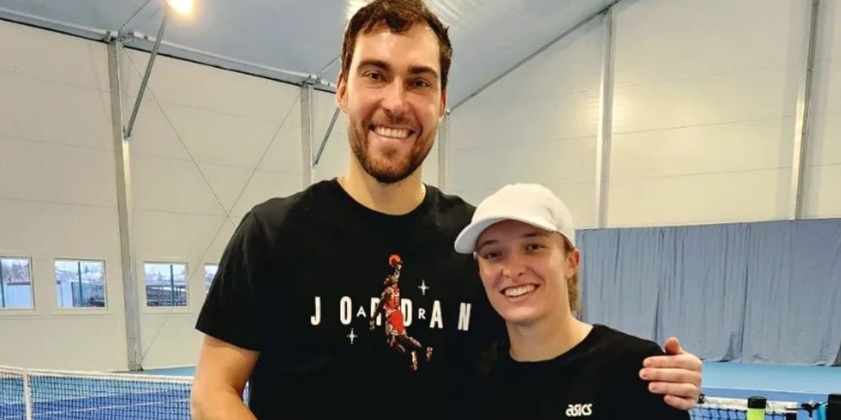 Jerzy Janowicz pomaga od pewnego czasu Idze Świątek.