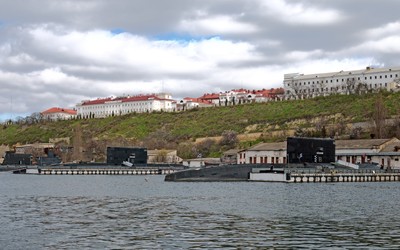 Atak na rosyjską flotę w Sewastopolu: Ukraińska marynarka niszczy okręt za 300 milionów dolarów