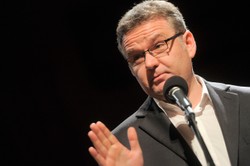 Aż trudno uwierzyć: Artur Andrus i jego "Myśliwiecka" znów najlepsi w Polsce