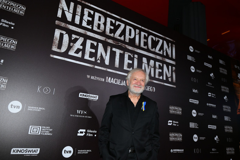 Andrzej Seweryn na premierze filmu "Niebezpieczni dżentelmeni"