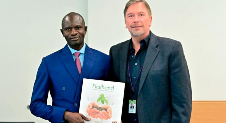 Dr Babacar Diop et le responsable de la Fondation américaine Denver Botanic Garden.