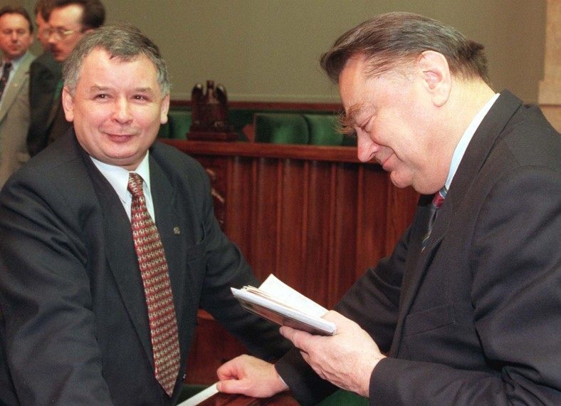 Jarosław Kaczyński i Jan Olszewski pierwszego dnia III kadencji Sejmu 