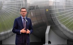 Morawiecki: Pracownik nie może być traktowany wyłącznie jako koszt