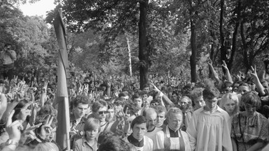 Jedna z najgłośniejszych zbrodni PRL. 36 lat temu zmarł brutalnie pobity Grzegorz Przemyk