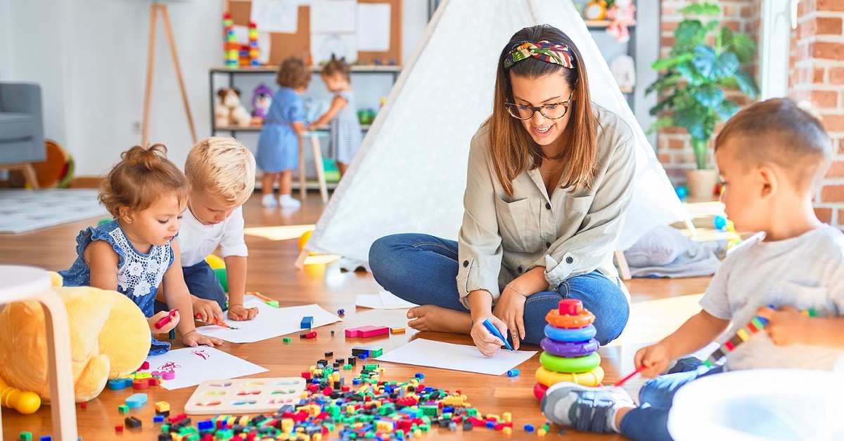 Dzienny opiekun – kto go kontroluje i na jakich zasadach