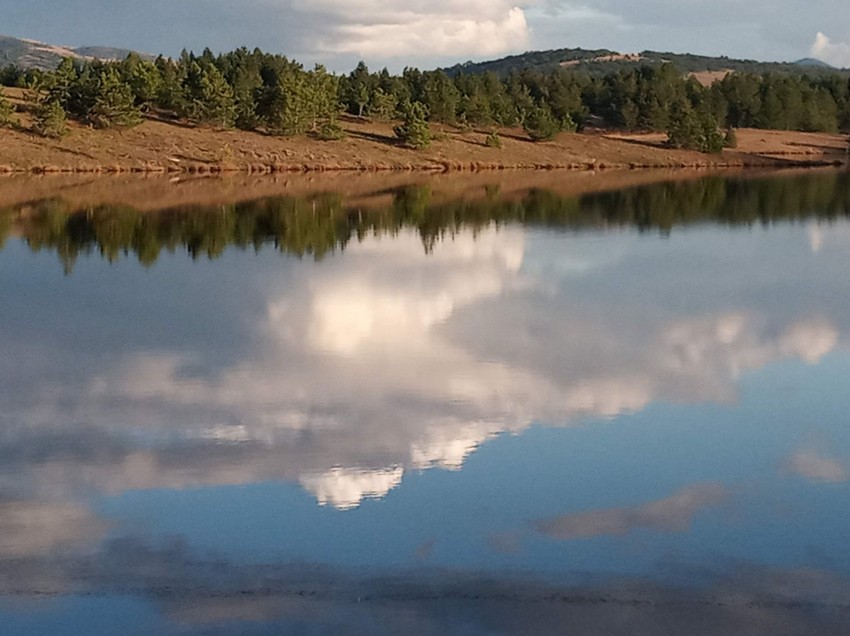 Ribničko jezero na Zlatiboru oko koga će se graditi "Zlatni grad"