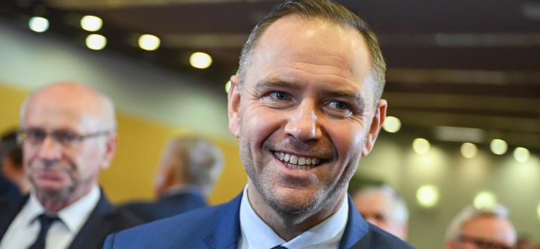Coś dziwnego dzieje się na prawicy po wyborze Nawrockiego. Seria ataków i oskarżeń
