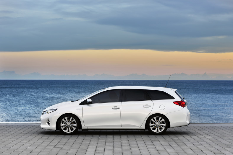 Toyota Auris Touring Sports