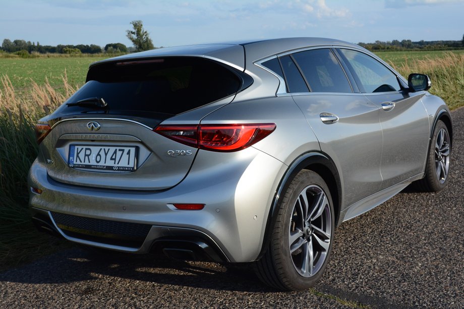 Infiniti Q30 2.0t - elegant w przebraniu