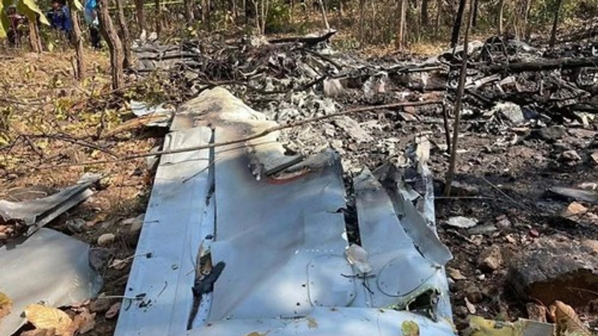 Srušio se vojni avion na Tajlandu