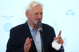 Pierwszy Polak zostanie zaszczepiony na koronawirusa 27 grudnia? "Czekamy jak kania dżdżu"