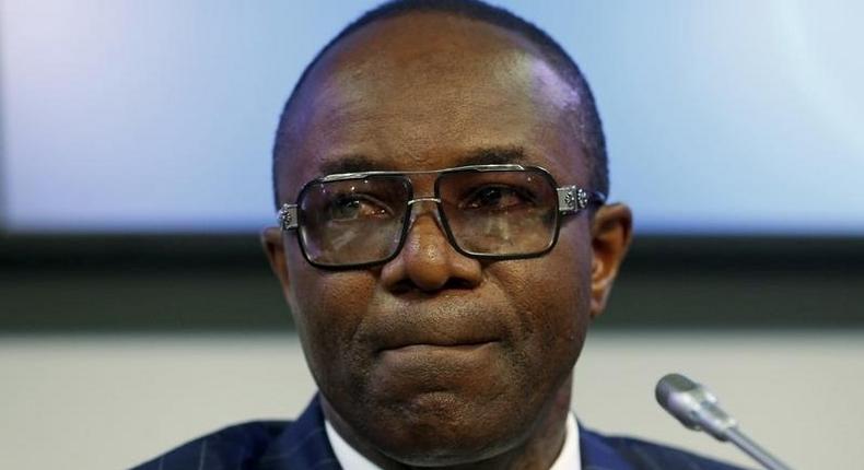 Nigeria's Oil Minister and OPEC president Emmanuel Ibe Kachikwu listens to a news conference after a meeting of OPEC oil ministers in Vienna, Austria, December 4, 2015. REUTERS/Heinz-Peter Bader